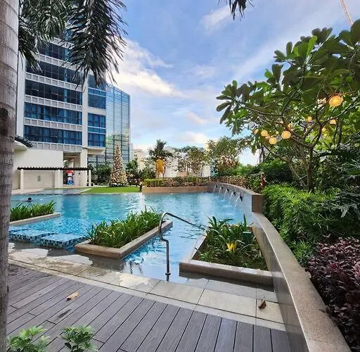Bgc Uptown Parksuites King Bed With Balcony Sunset And View *